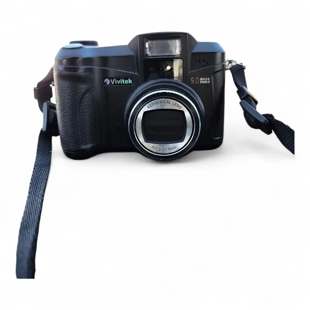 Vintage Vivitek 521z3 Digital Camera 5.0MP 6x Power Zoom